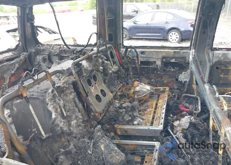 1996 Chevrolet Tahoe K1500 z USA, uszkodzony, nr VIN 1GNEK13R5TJ397114